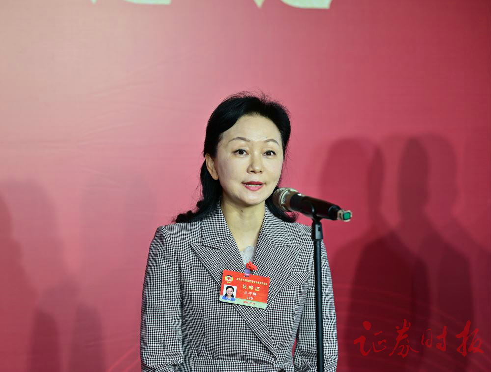 陈巧梅.jpg