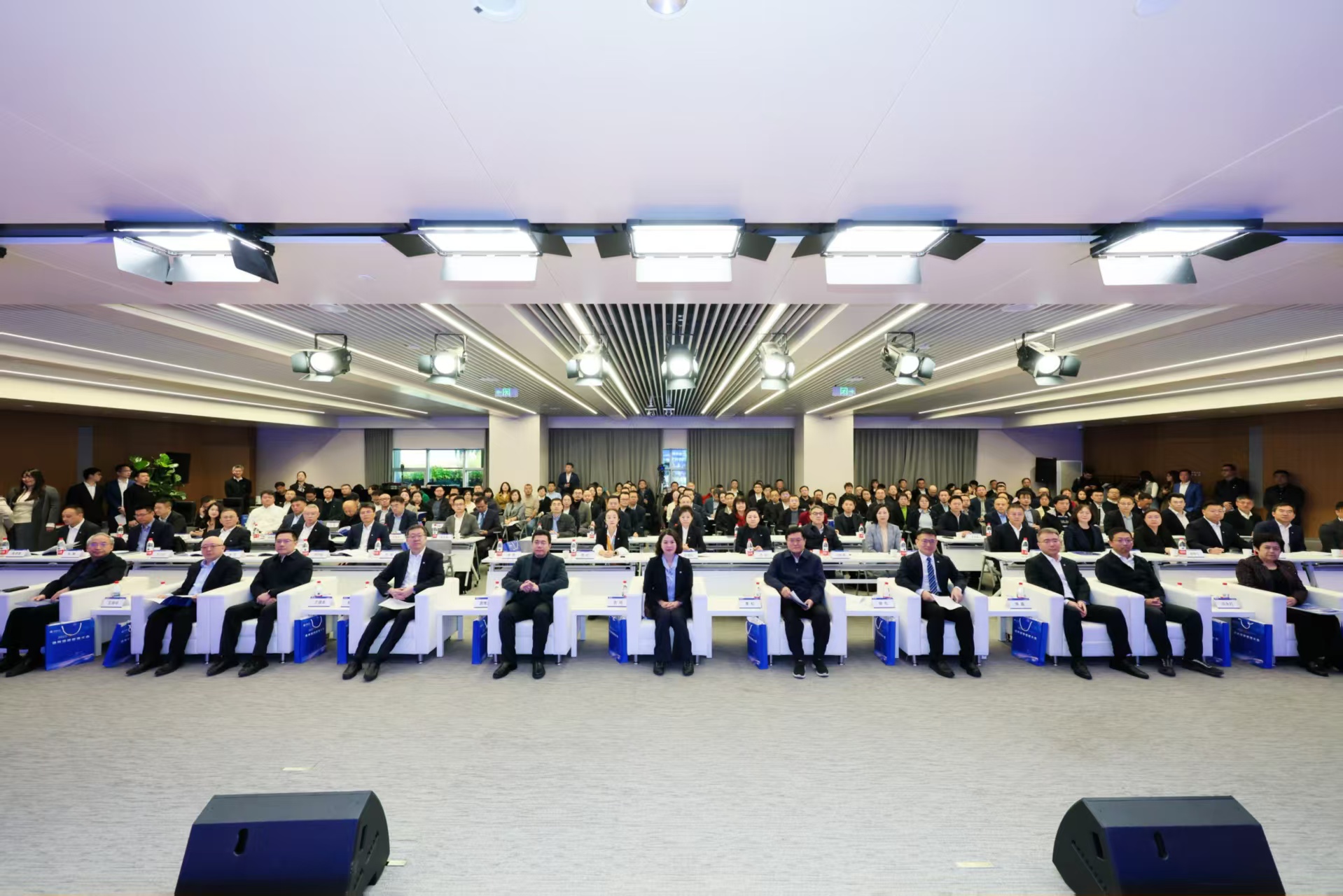 1761976930983379.jpg 微信图片_20251101132307_7_96.jpg