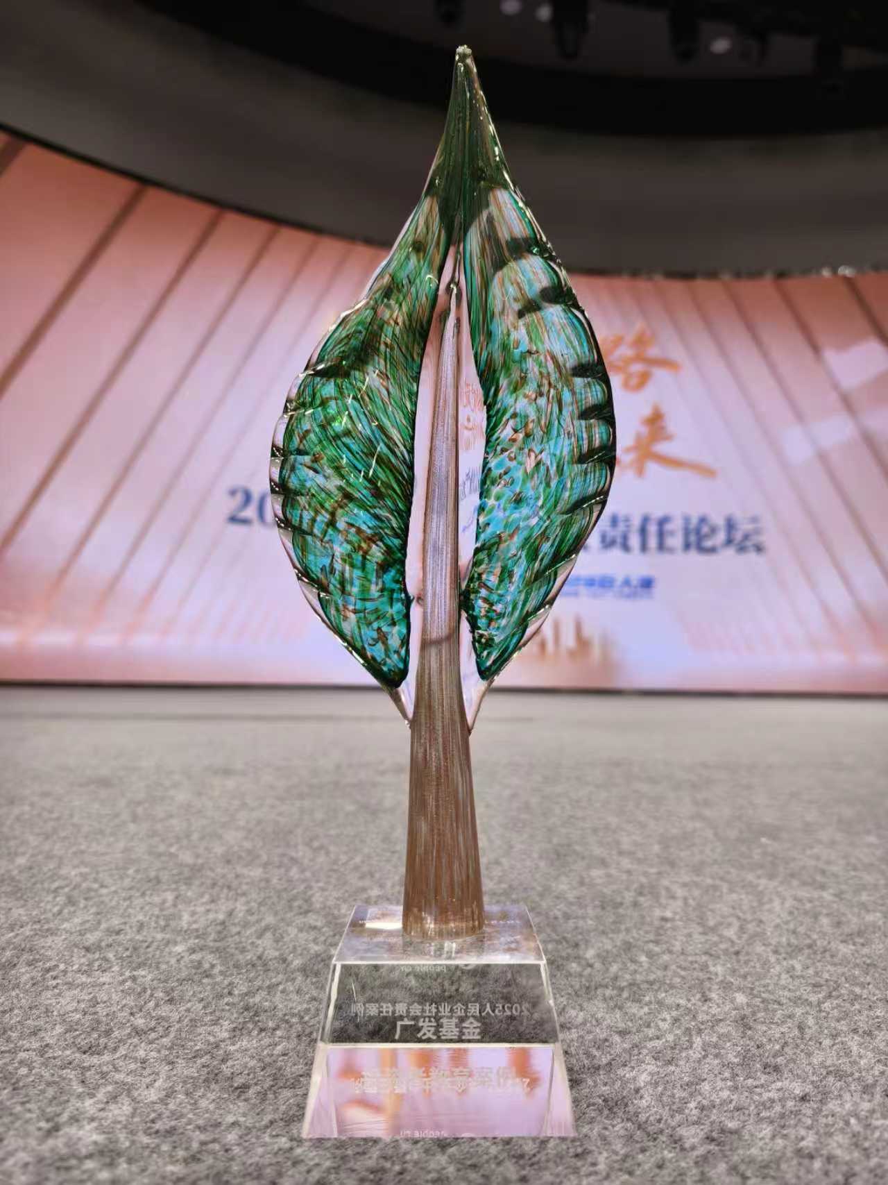 1762425264544805.jpg 8b06dc0b24b5452456c85ca6c8bf25e4.jpg