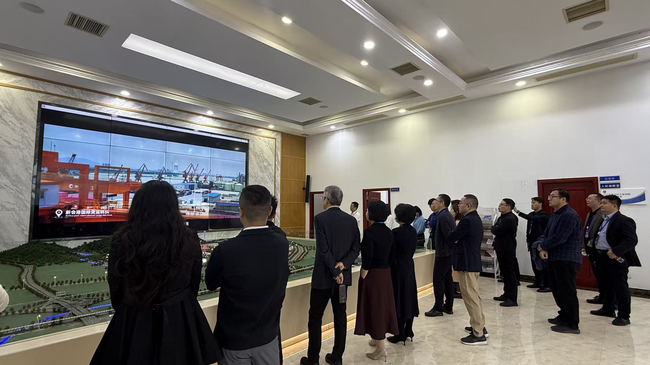 1765431911924395.jpg 3335c1311adf10761fae852eb37ac07c.jpg