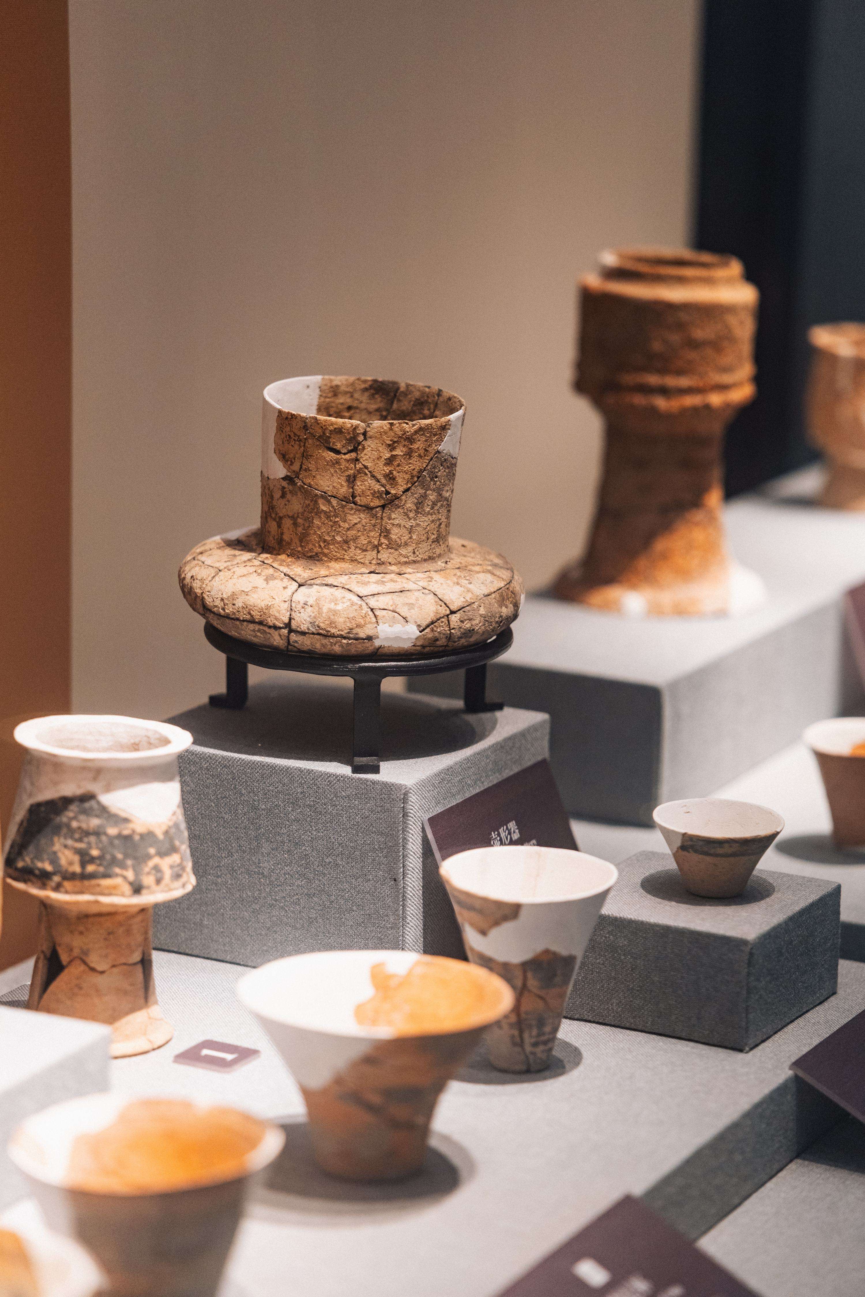 1775812630281212.jpg 灞堝宀仐鍧€鍗氱墿棣嗛噷灞曢檲鐨勬枃鐗┿€傜帇鍓戞憚.jpg