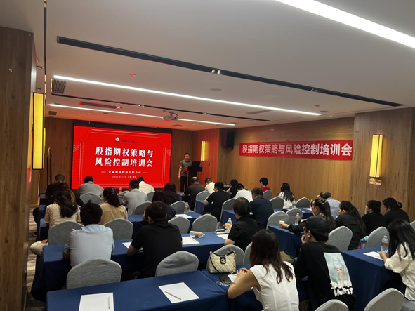1785911203907300.png 图片.png