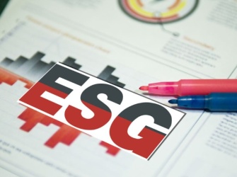 高金牵头发布《2026上海ESG发展报告》 成熟实践集中在少数头部企业