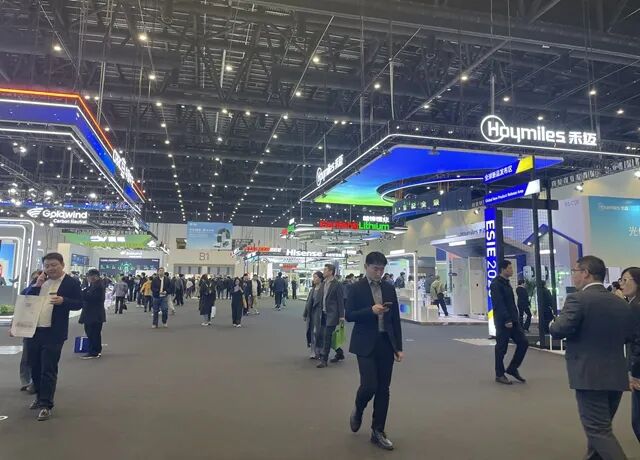 ��ʮ�Ľ촢�ܹ���չ�����ֳ�����/��һ�ƾ����߹���Ө/