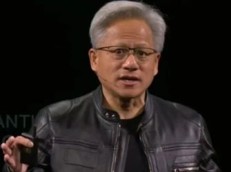 英伟达4年老芯片，租金5个月涨40%