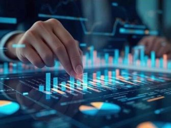 超700只主动权益基金净值创新高，绩优基金出手限购